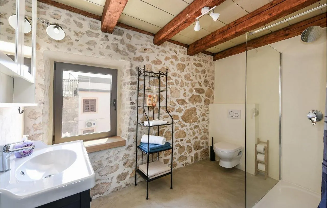 Holiday home Villa Dvori Nin