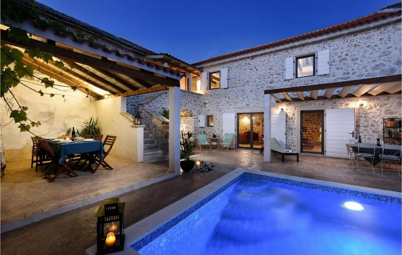 Holiday home Villa Dvori Nin Croatia