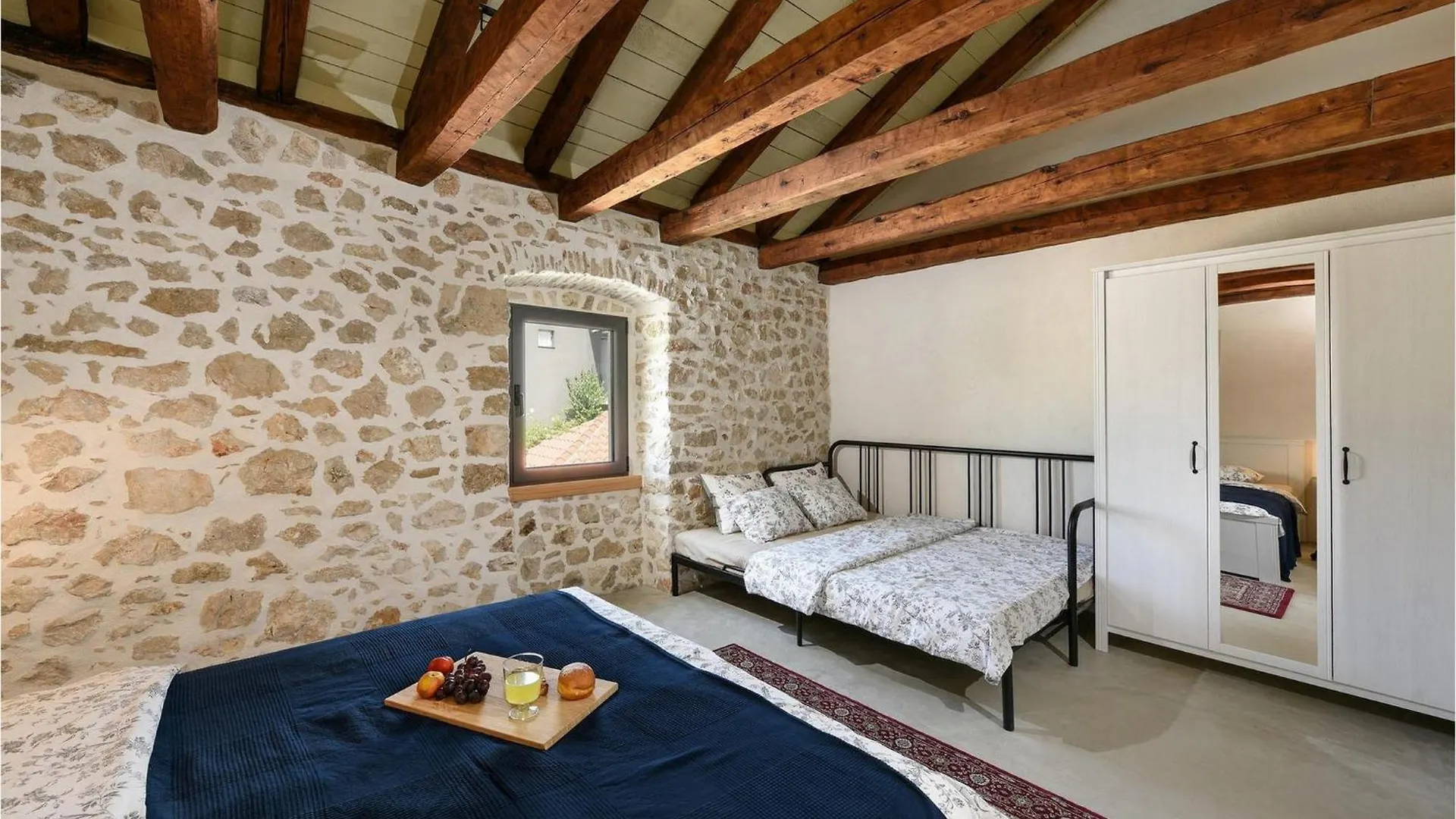 Holiday home Villa Dvori Nin